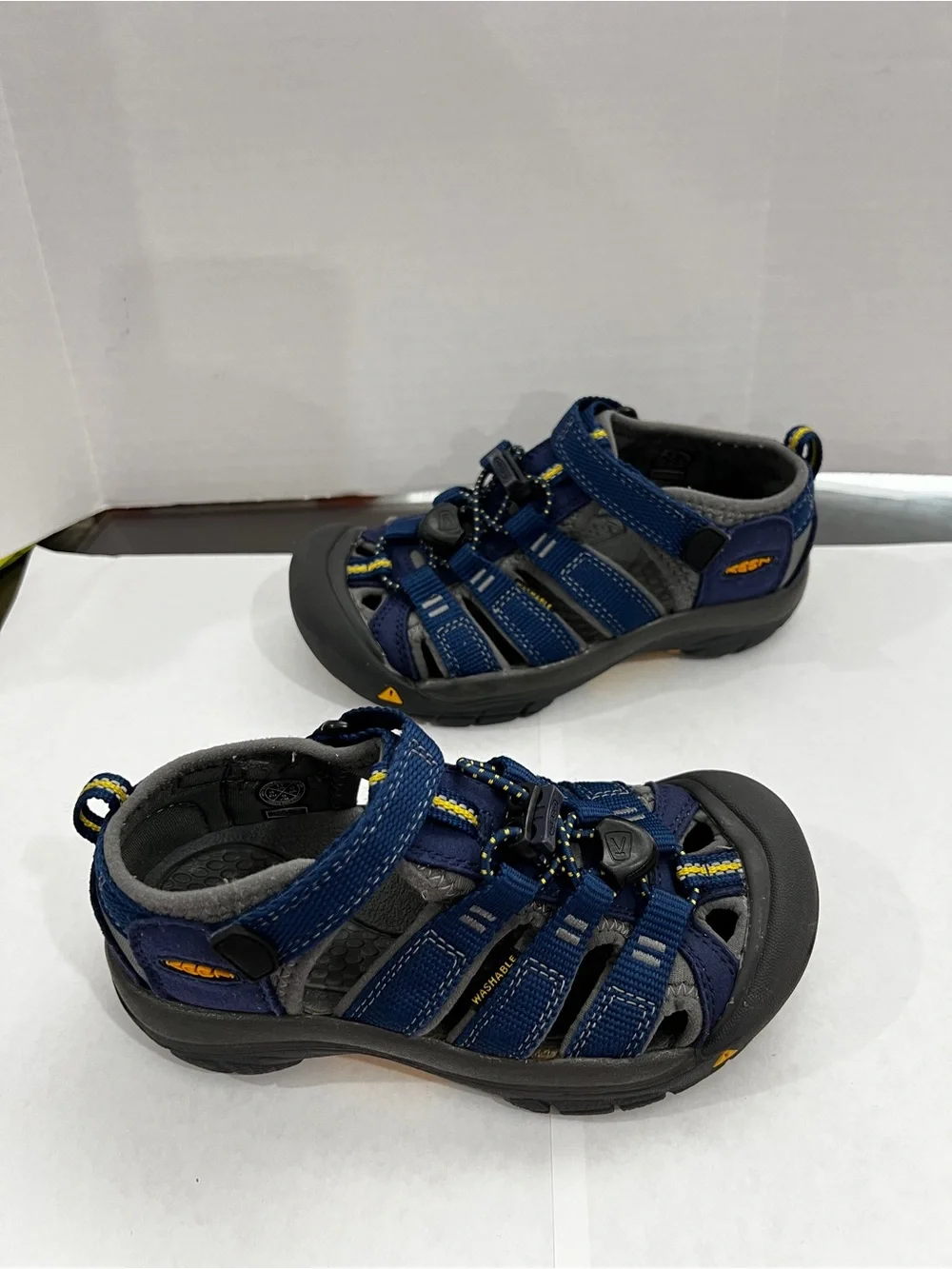 Keen Hiking water Sandal Shoes Newport H2 Navy Blue Closed-Toe Sport Size 11 T